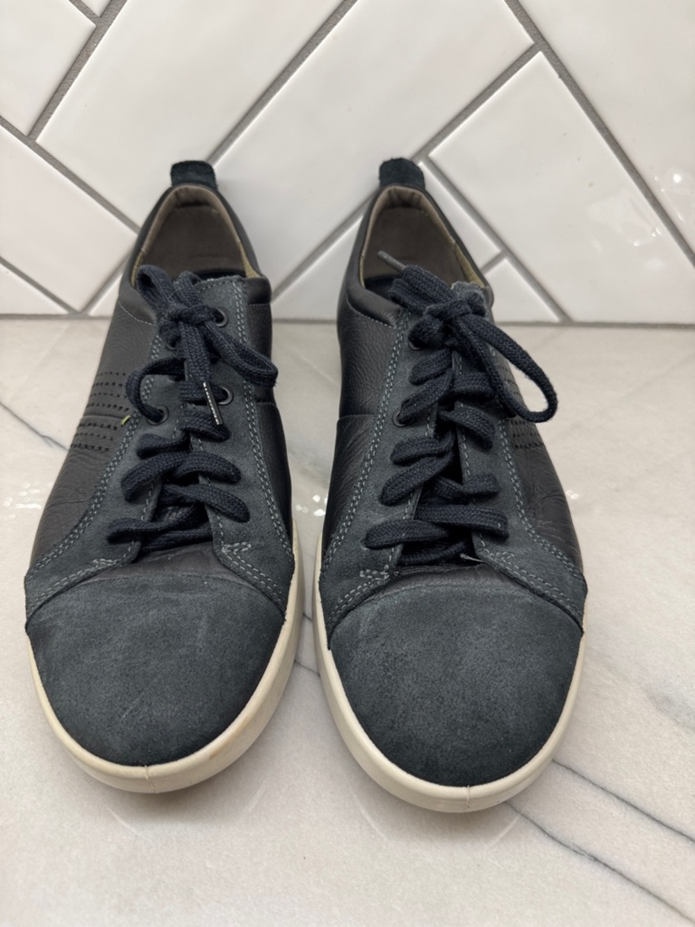 ECCO Collin 2.0 Leather Sneakers for men